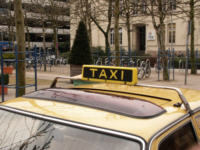 05.03.2006 - Taxi-Werbefahrt mit 123er-Benz 05.03.2006 - Taxi-Werbefahrt mit 123er-Benz